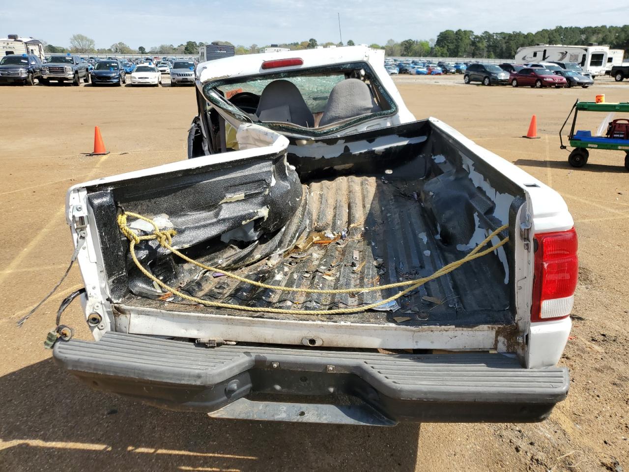 2000 Ford Ranger VIN: 1FTYR10V0YPA07835 Lot: 84014064