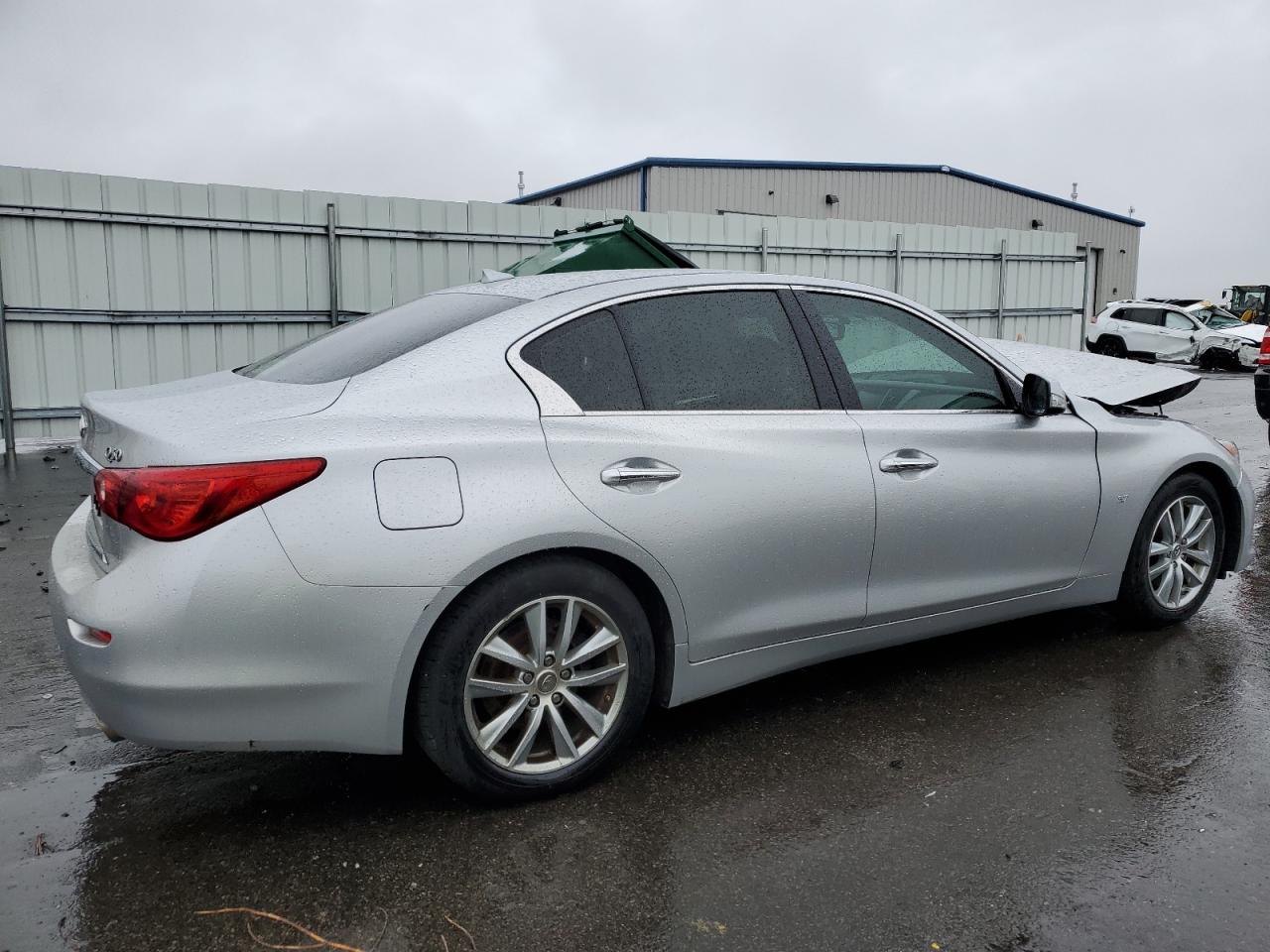 VIN JN1BV7AP9FM334840 2015 INFINITI Q50 no.3