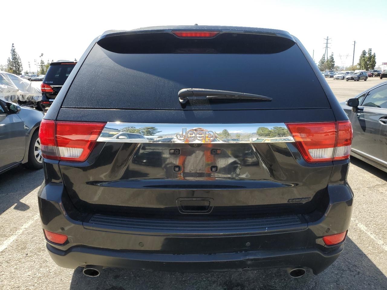 2011 Jeep Grand Cherokee Overland VIN: 1J4RS6GT1BC692236 Lot: 46083884