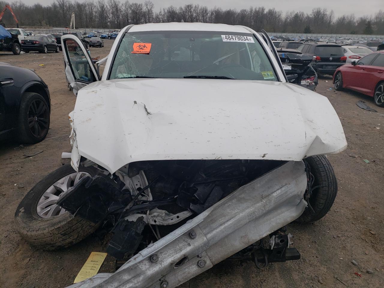 5TFSZ5AN6HX048059 TOYOTA TACOMA 2017