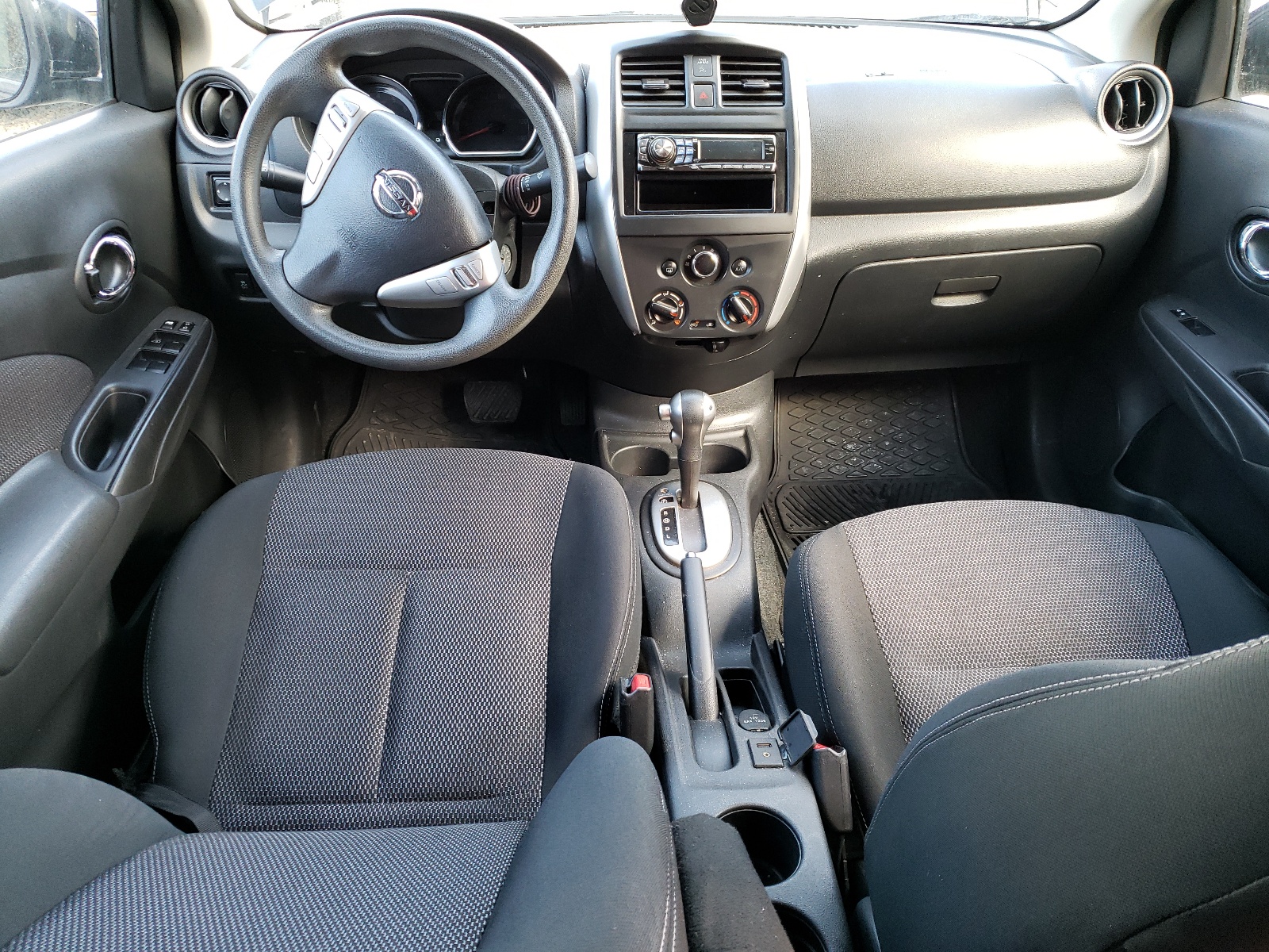 2015 Nissan Versa S vin: 3N1CN7AP2FL887960