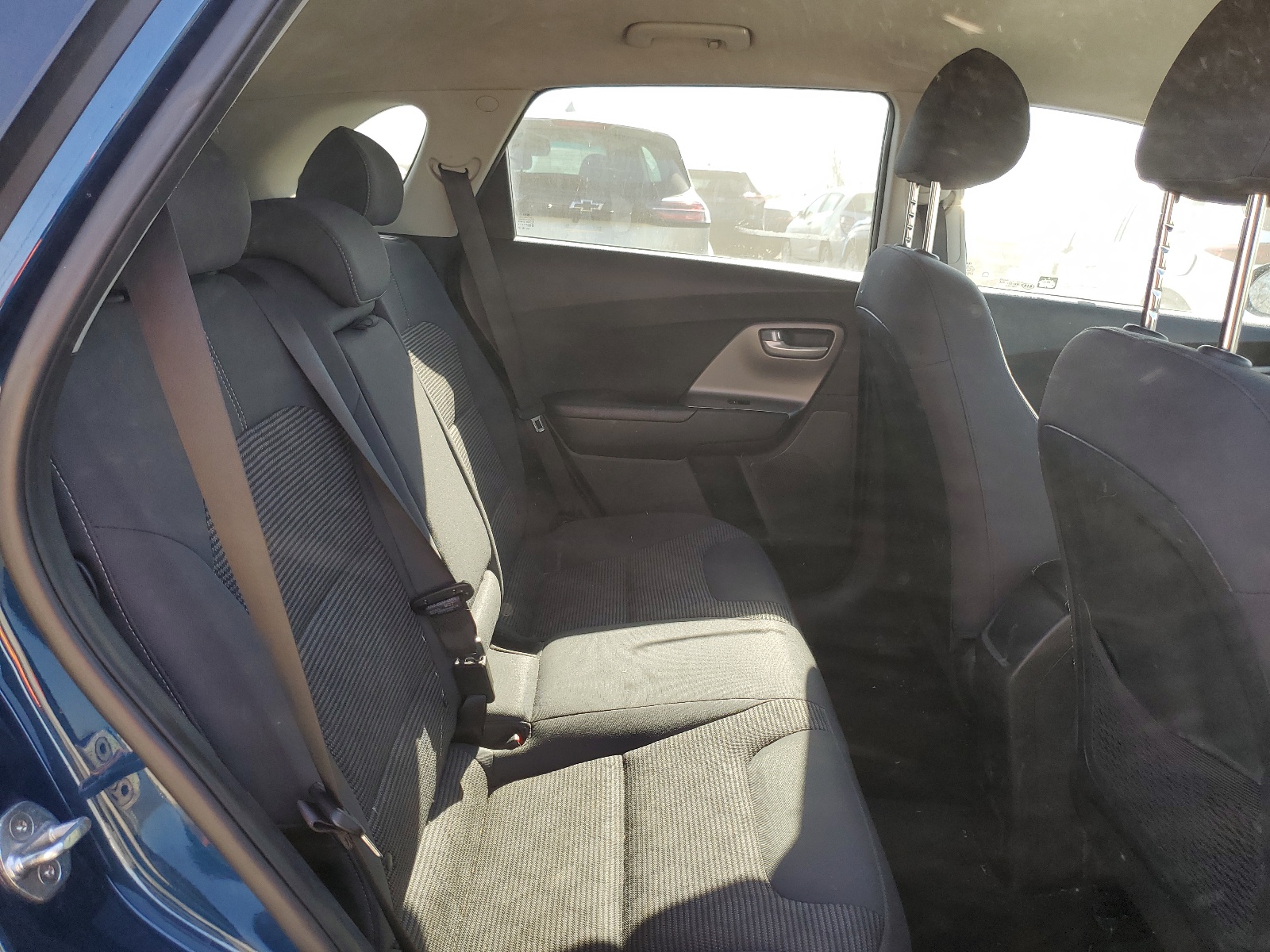 KNDCB3LC5J5113588 2018 Kia Niro Fe