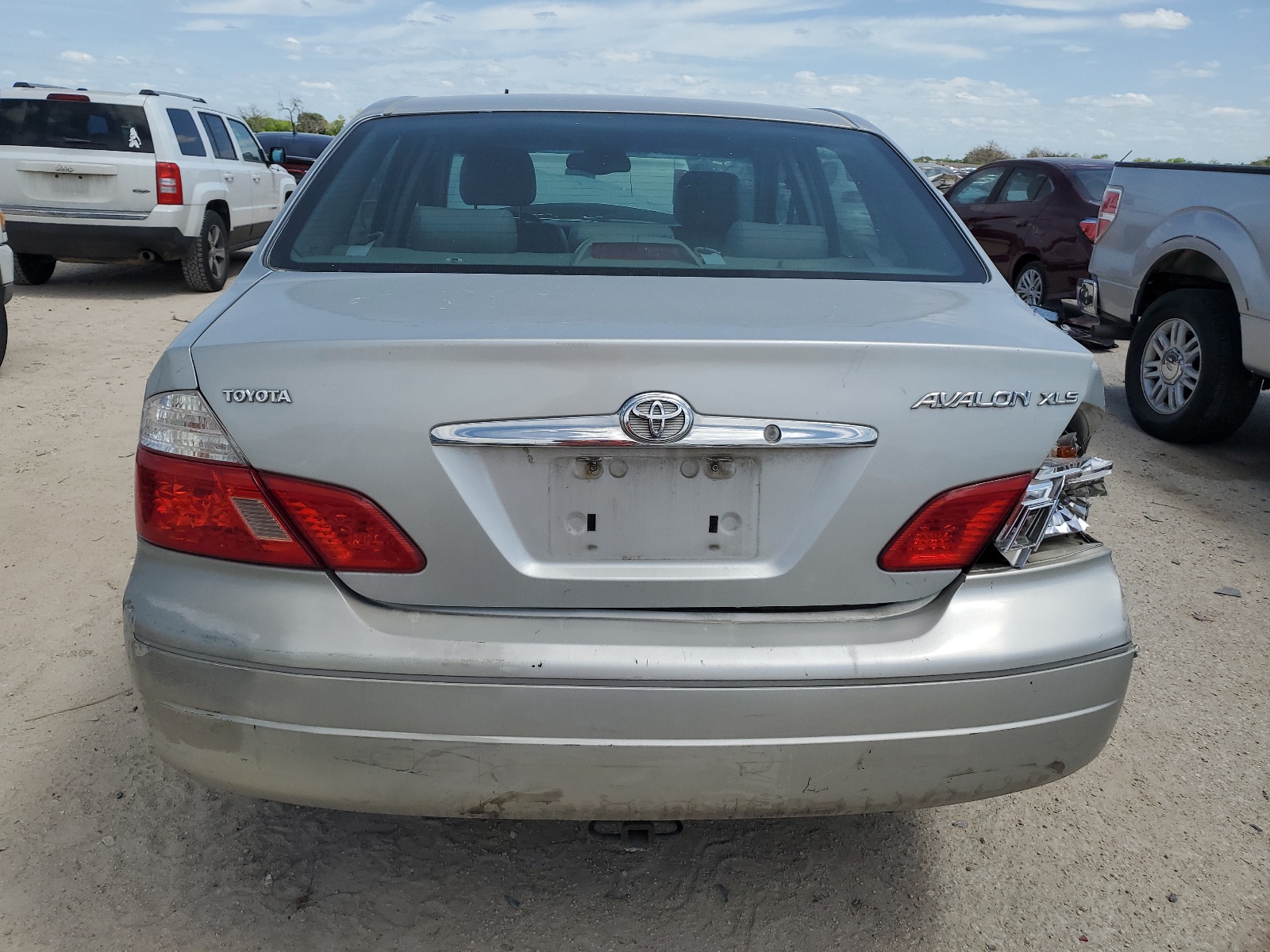 4T1BF28B64U353863 2004 Toyota Avalon Xl