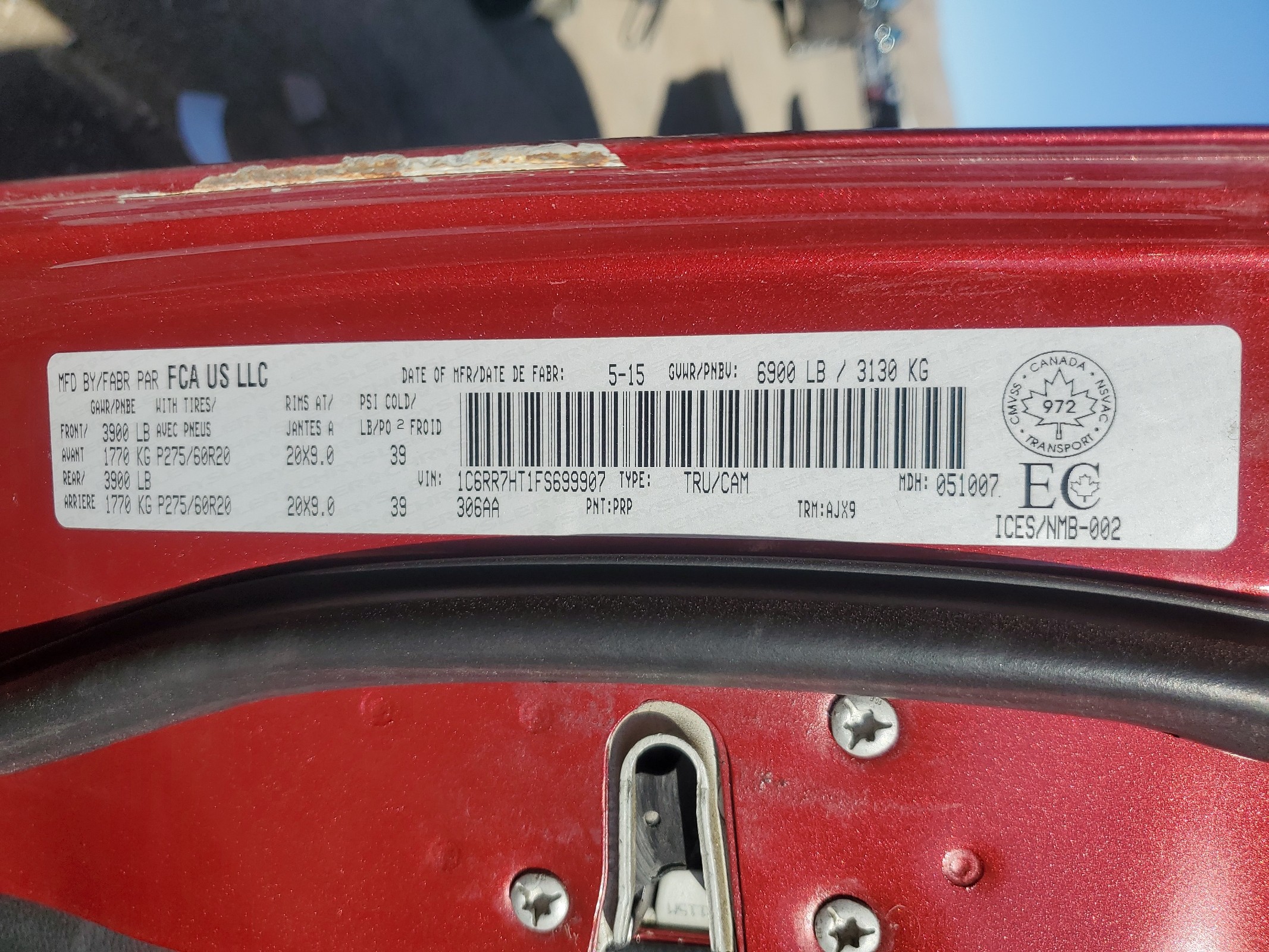 1C6RR7HT1FS699907 2015 Ram 1500 Sport