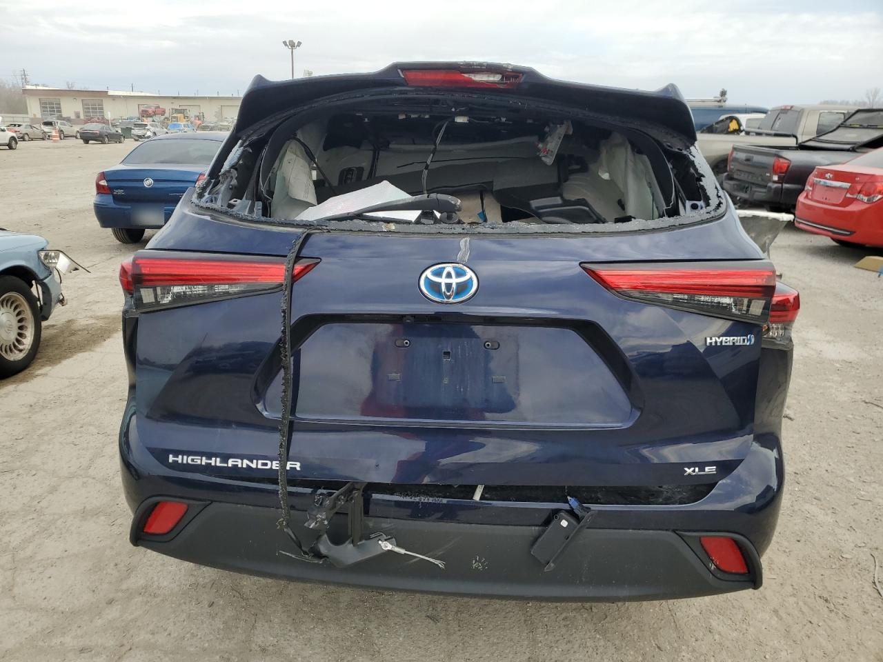 5TDGBRCH8MS516995 2021 Toyota Highlander Hybrid Xle