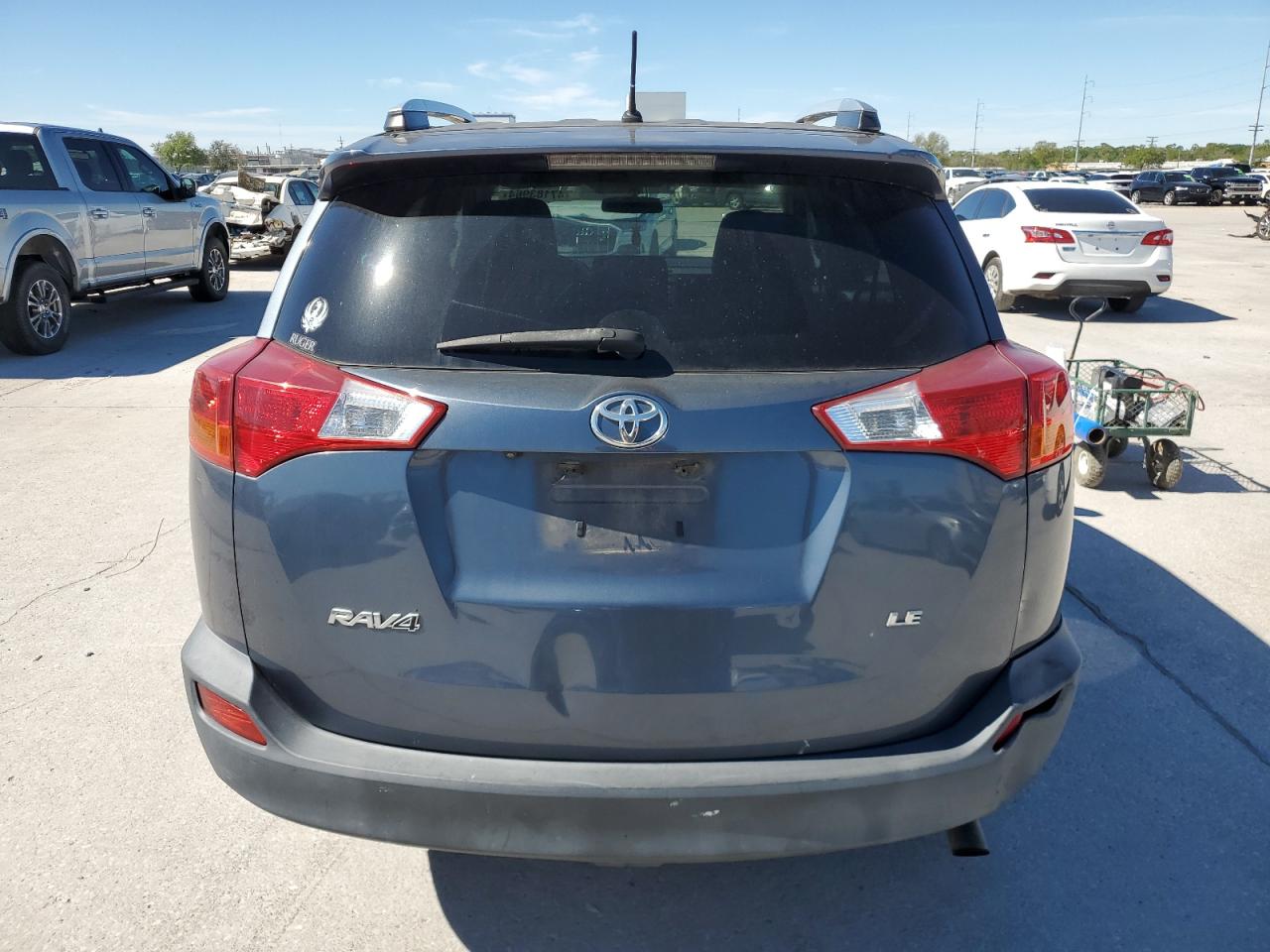 T3ZFPREV3EW117380 2014 Toyota Rav4 Le