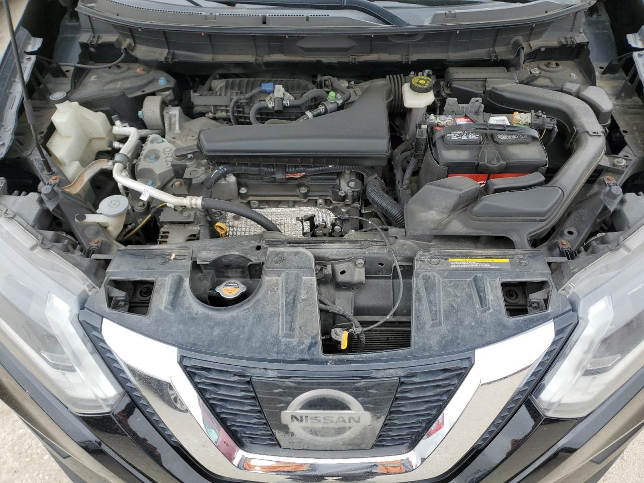 2017 Nissan Rogue - Image 12