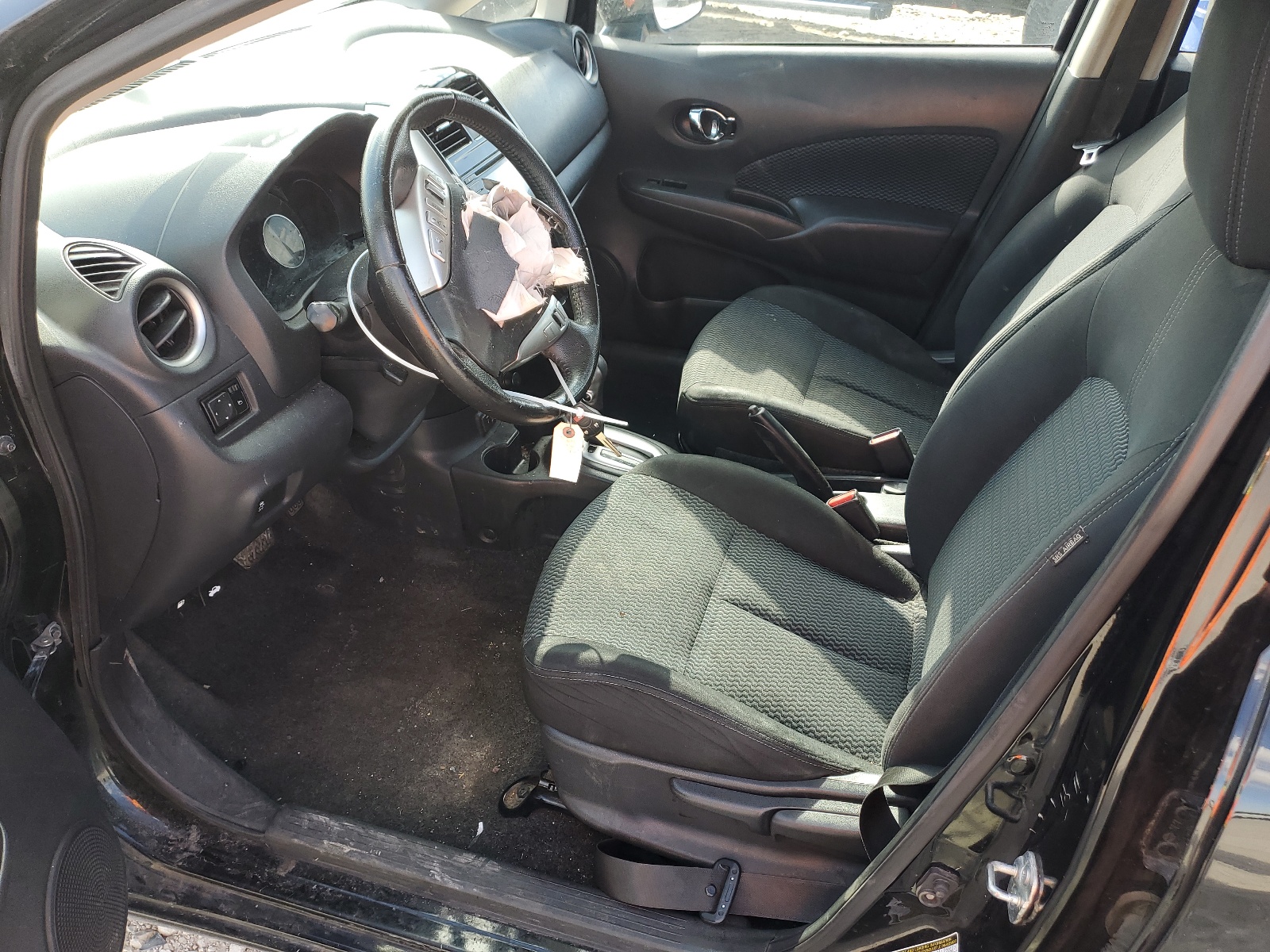 3N1CE2CP3JL353780 2018 Nissan Versa Note S