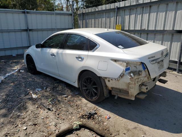 Седаны NISSAN ALTIMA 2015 Белый