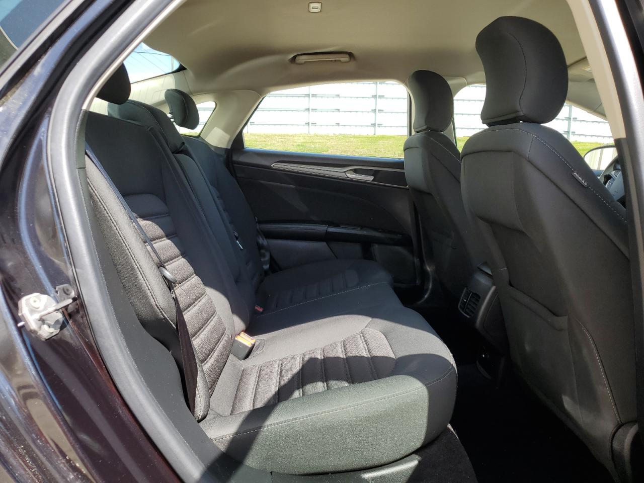 2019 Ford Fusion - Image 10