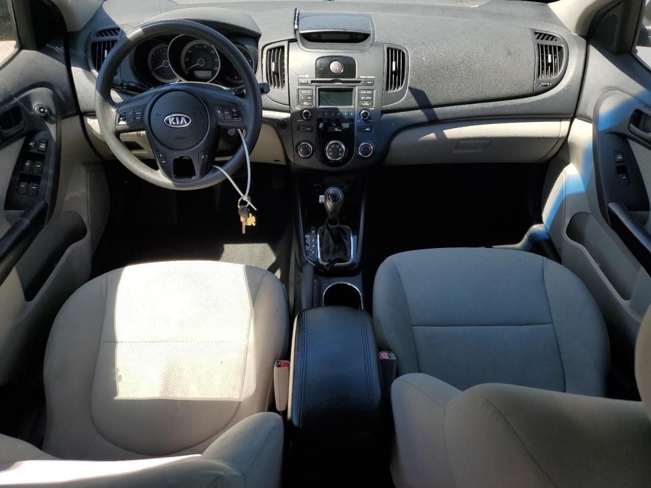 2012 Kia Forte - Image 8