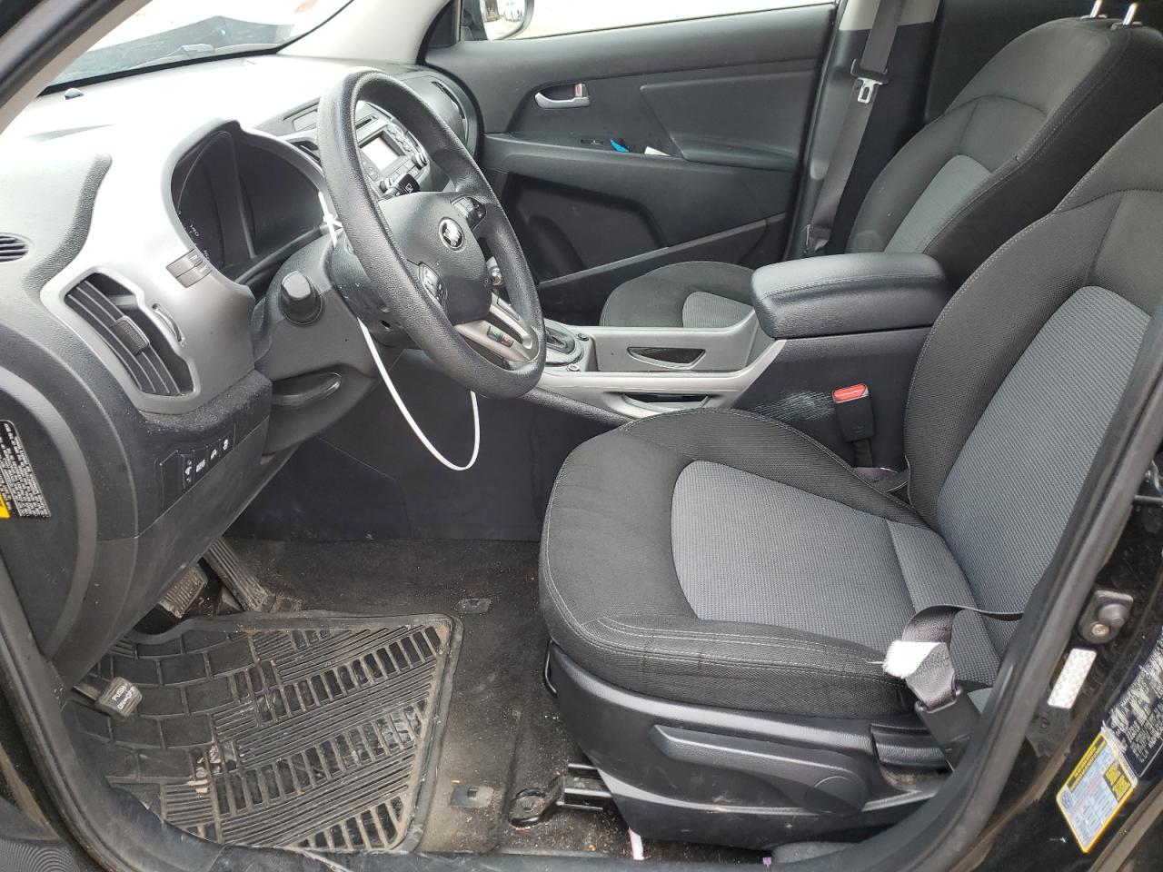 KNDPBCAC2F7779730 2015 Kia Sportage Lx