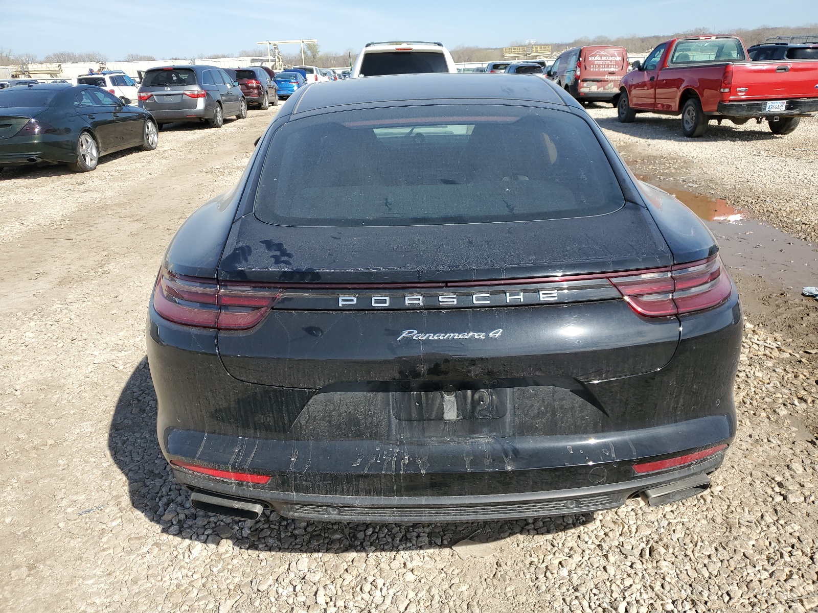 WP0AA2A7XJL116802 2018 Porsche Panamera 4