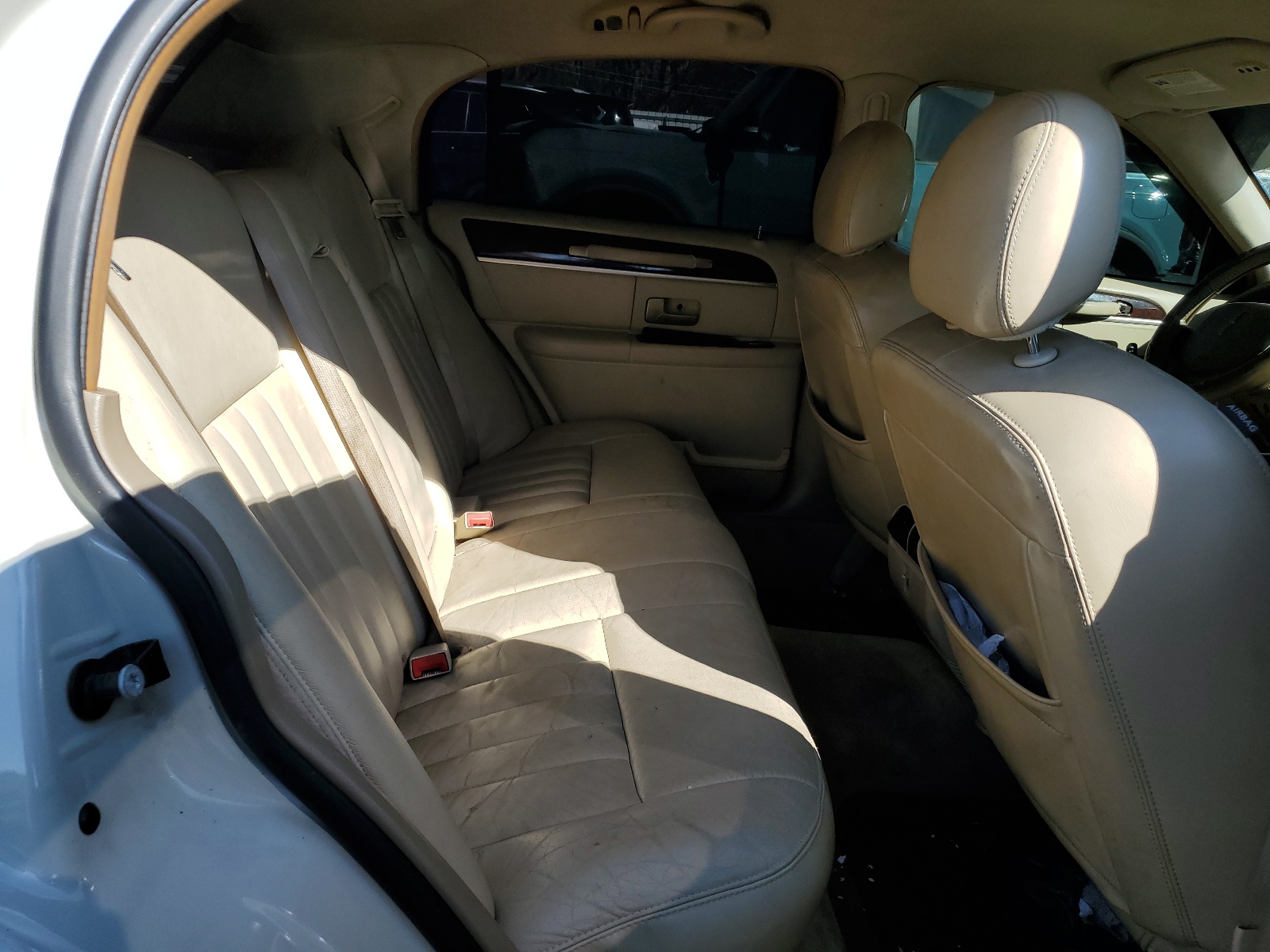 1LNHM81V36Y643223 2006 Lincoln Town Car Signature