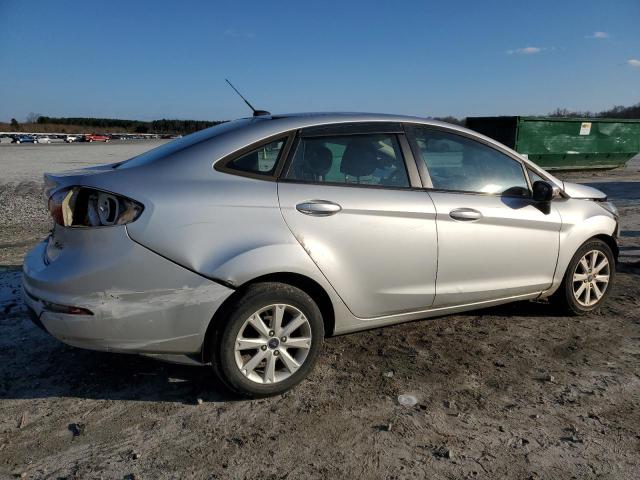  FORD FIESTA 2014 Серебристый