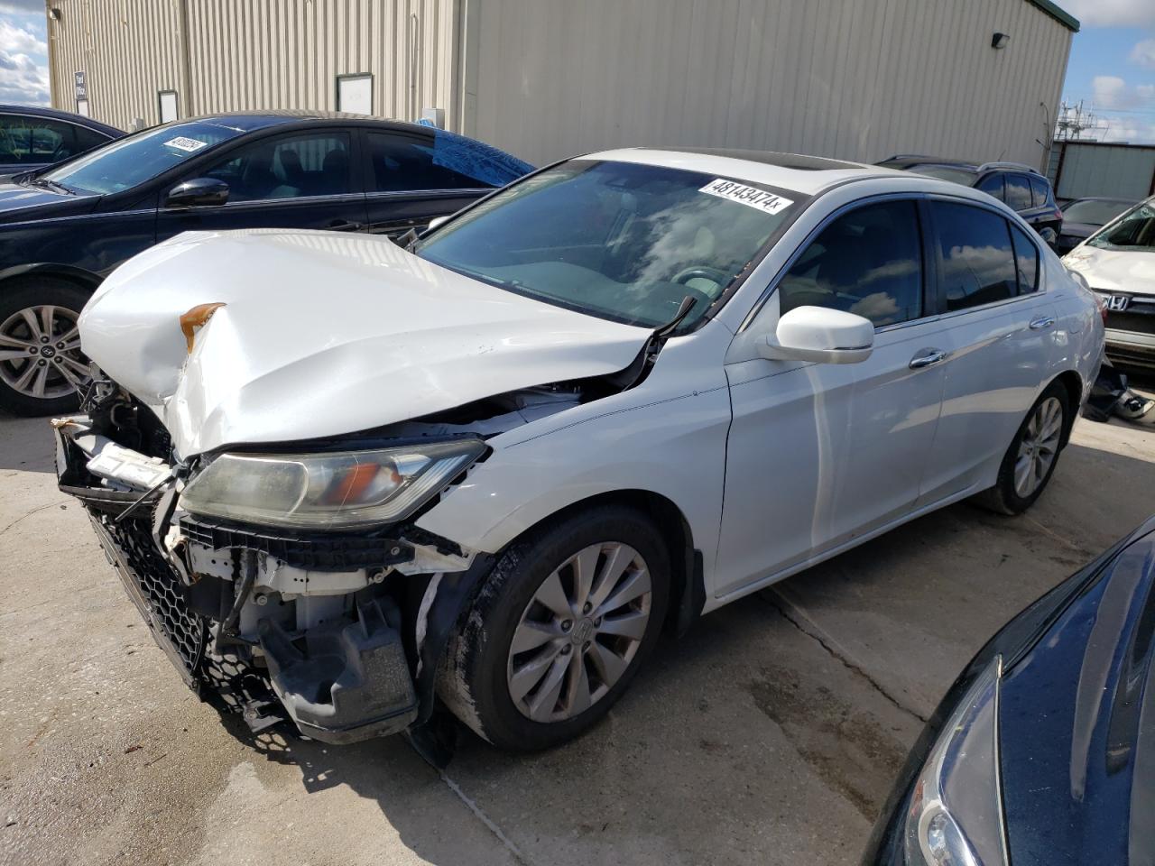 1HGCR2F83FA133559 2015 HONDA ACCORD - Image 1