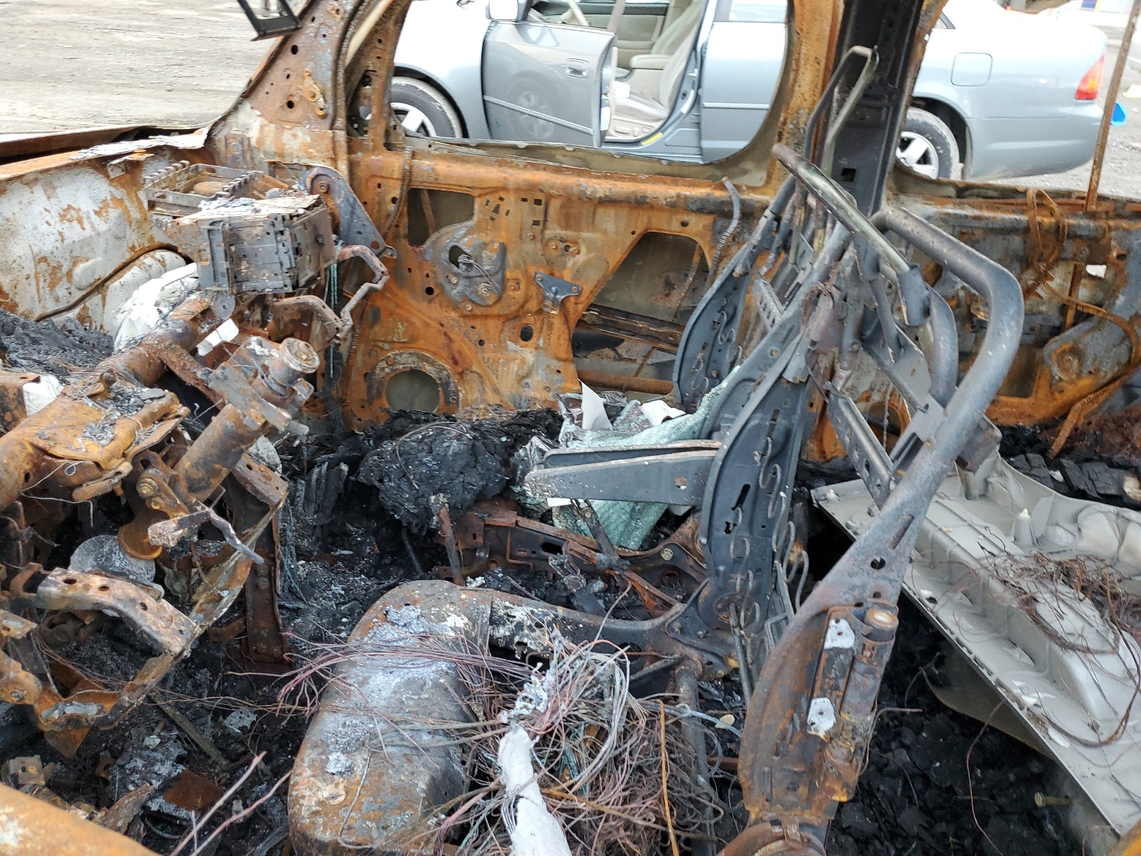 JN8AZ2KR0ET351678 2014 Nissan Cube S