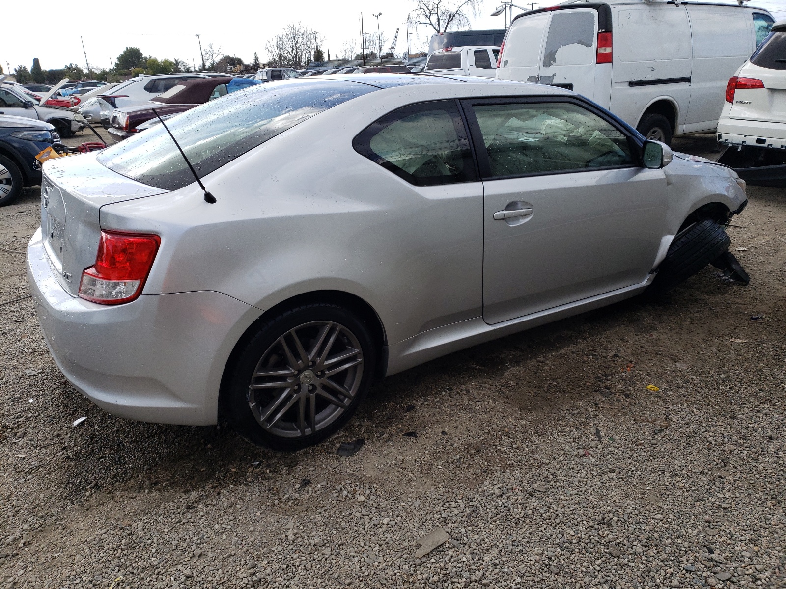 2013 Toyota Scion Tc vin: JTKJF5C70D3056445