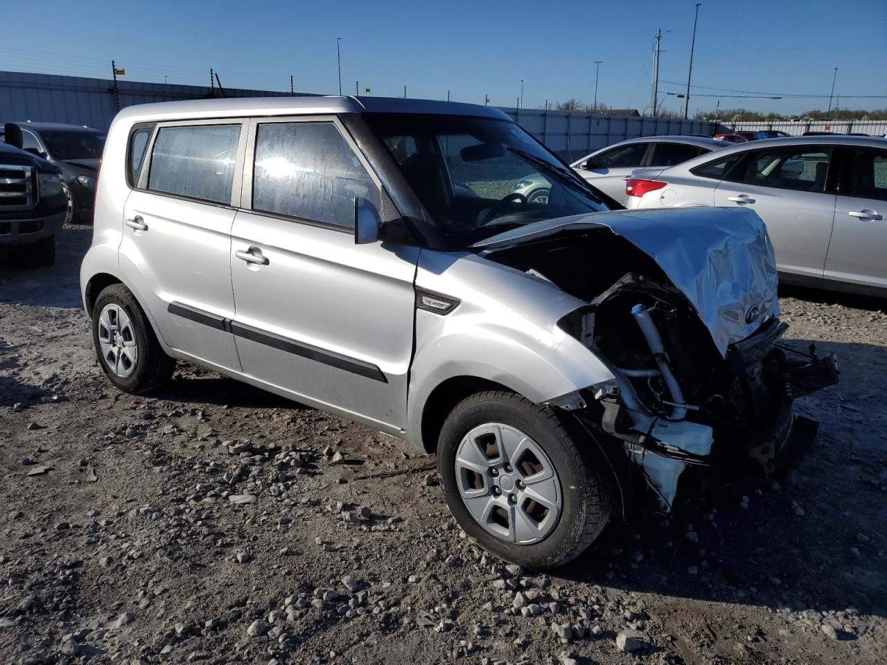 2013 Kia Soul VIN: KNDJT2A52D7528203 Lot: 47174264