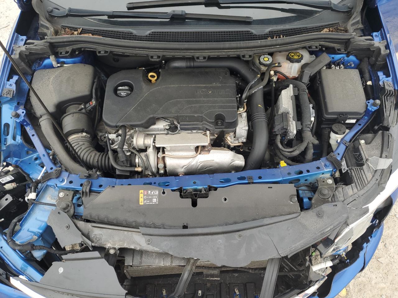 2019 Chevrolet Cruze - Image 12
