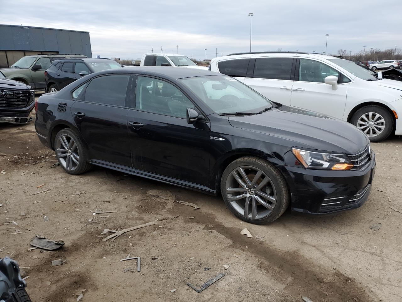 1VWAA7A31JC051250 2018 Volkswagen Passat S