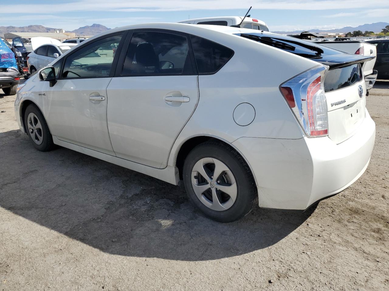 JTDKN3DU0F0402036 2015 Toyota Prius