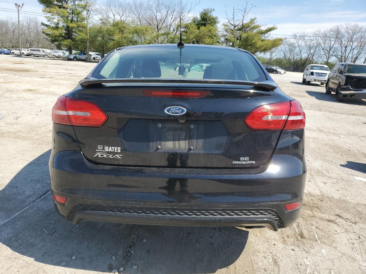 2016 Ford Focus Se VIN: 1FADP3F2XGL382687 Lot: 47902214