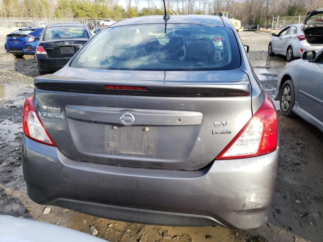  NISSAN VERSA 2018 Gray