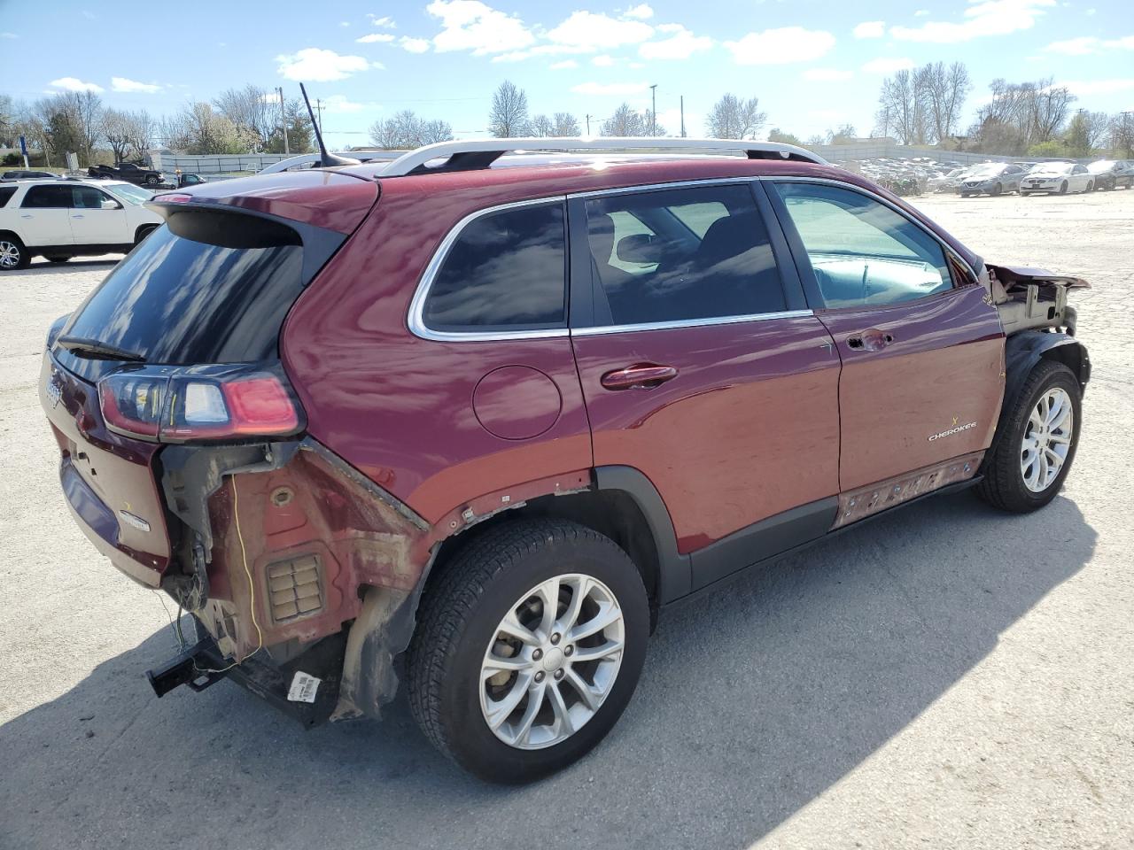 2019 Jeep Cherokee Latitude VIN: 1C4PJLCB6KD377048 Lot: 47504344