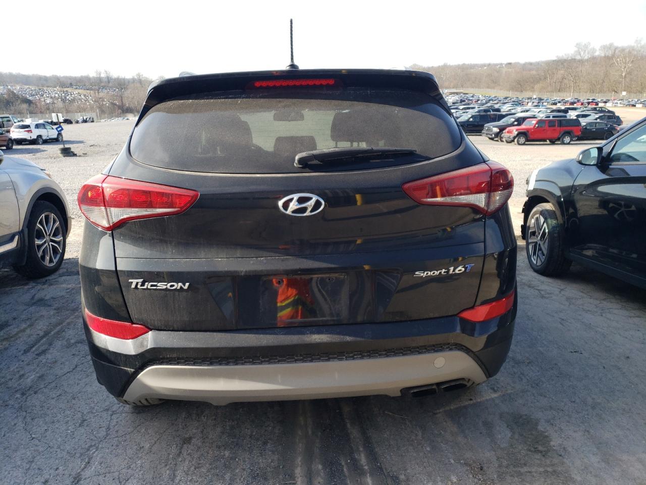 KM8J33A20HU313627 2017 Hyundai Tucson Limited