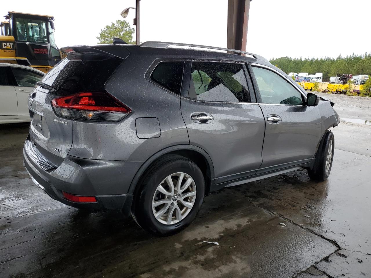 2018 Nissan Rogue - Image 3
