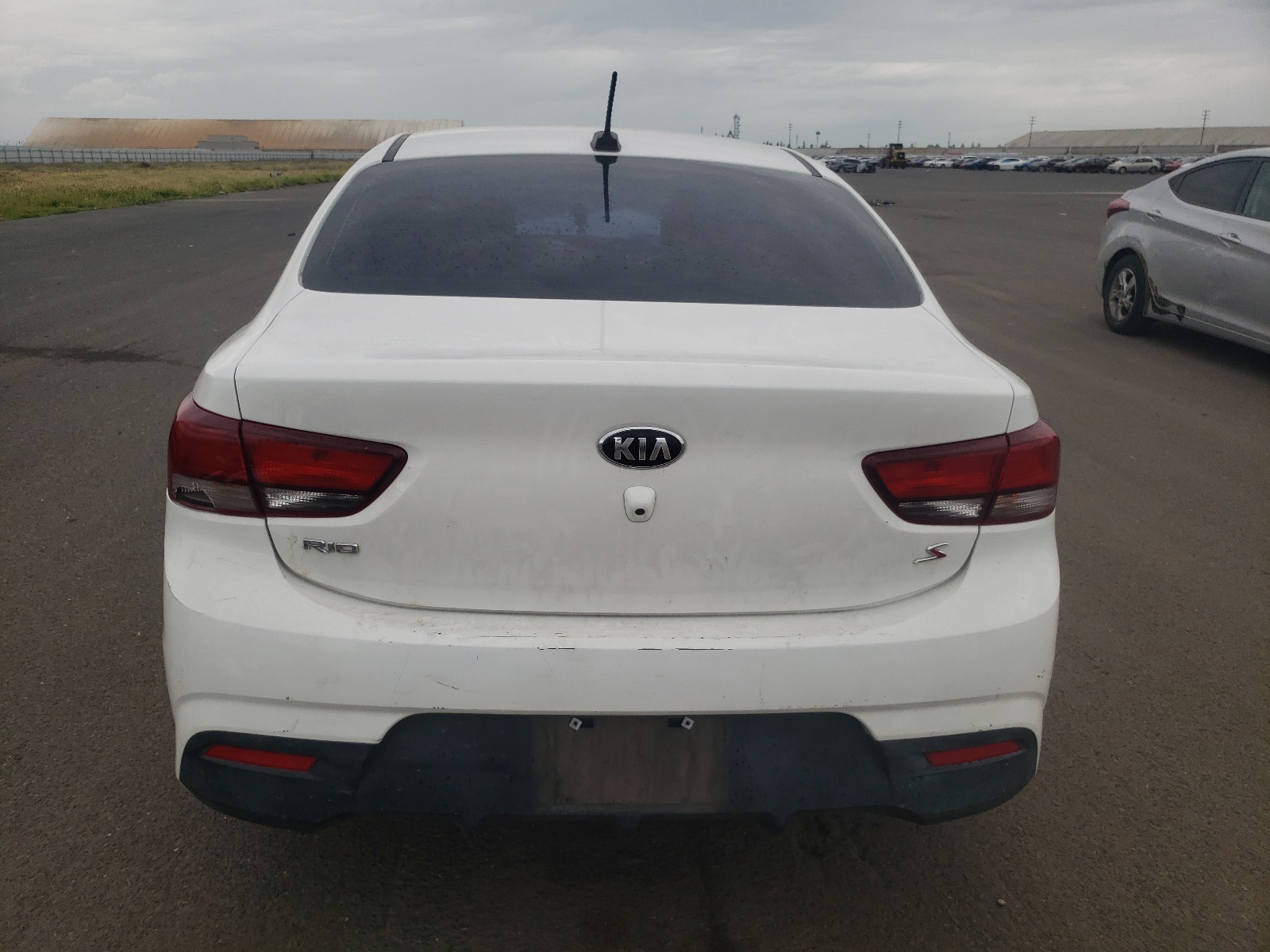 3KPA24ABXJE120158 2018 Kia Rio Lx