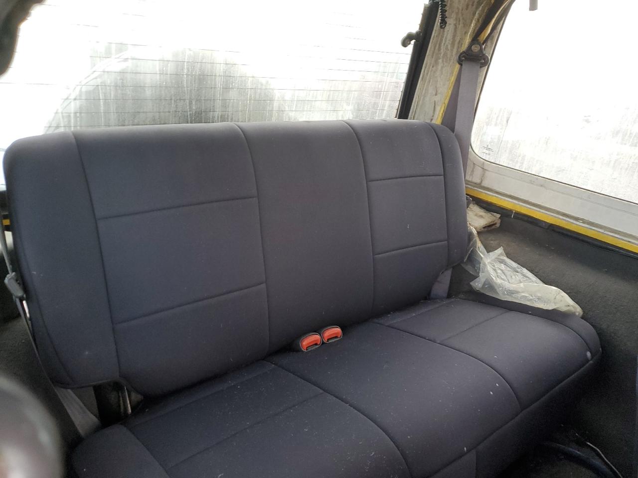 2000 Jeep Wrangler - Image 10