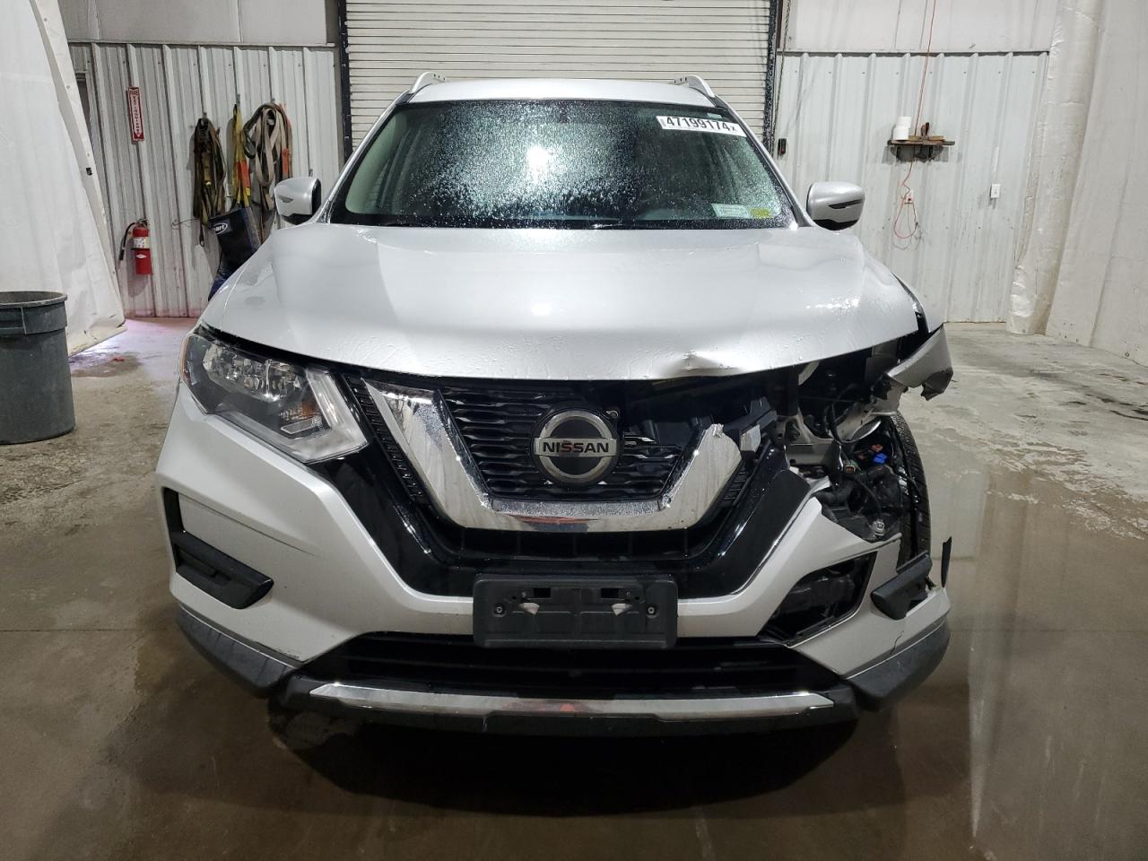 KNMAT2MV9JP621274 2018 Nissan Rogue S