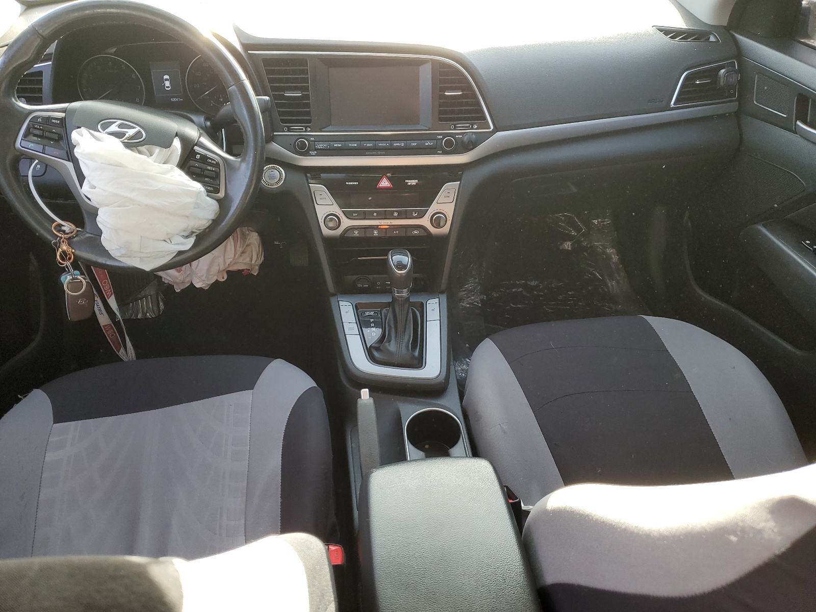 5NPD84LF5JH363125 2018 Hyundai Elantra Sel