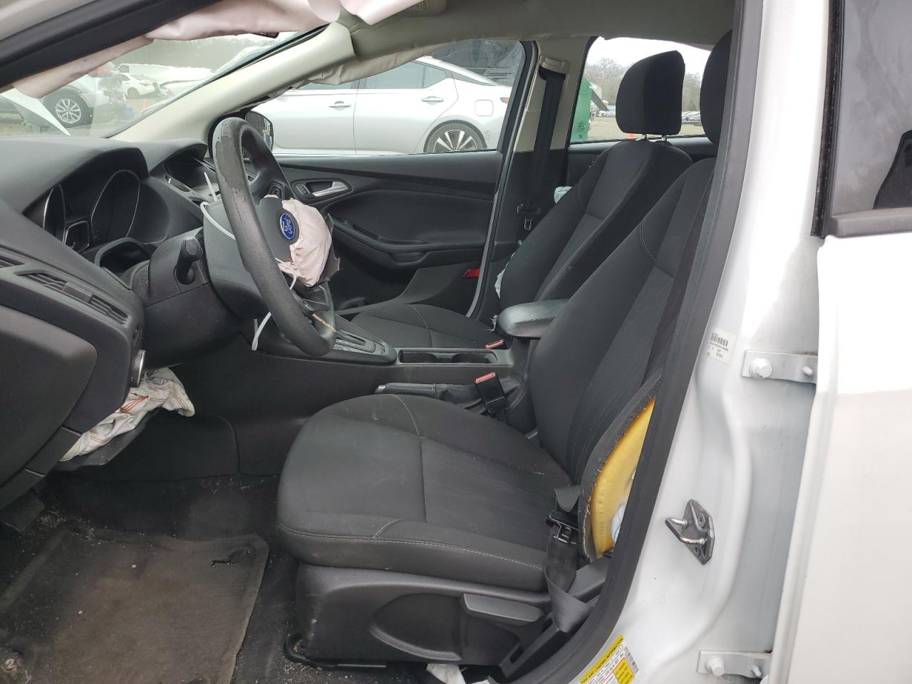 1FADP3F2XGL284680 2016 Ford Focus Se