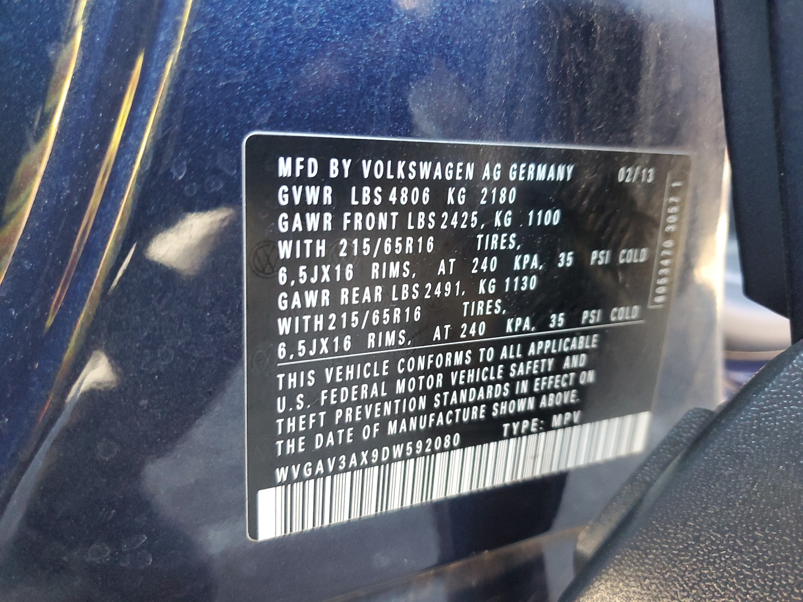 2013 Volkswagen Tiguan S vin: WVGAV3AX9DW592080