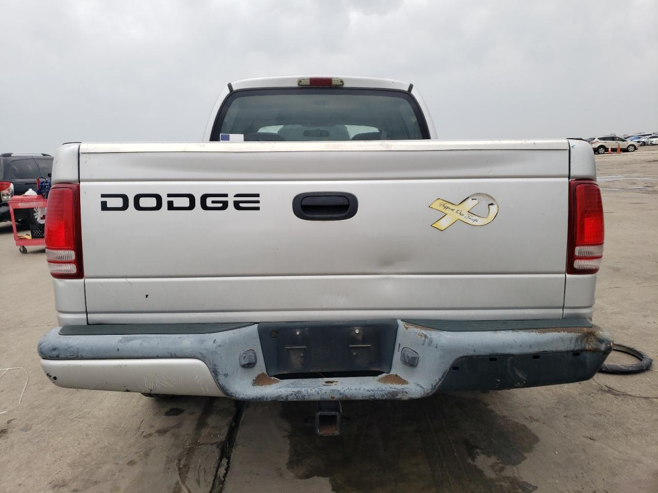 2002 Dodge Dakota Quad Sport VIN: 1B7HL38N42S666846 Lot: 46047764