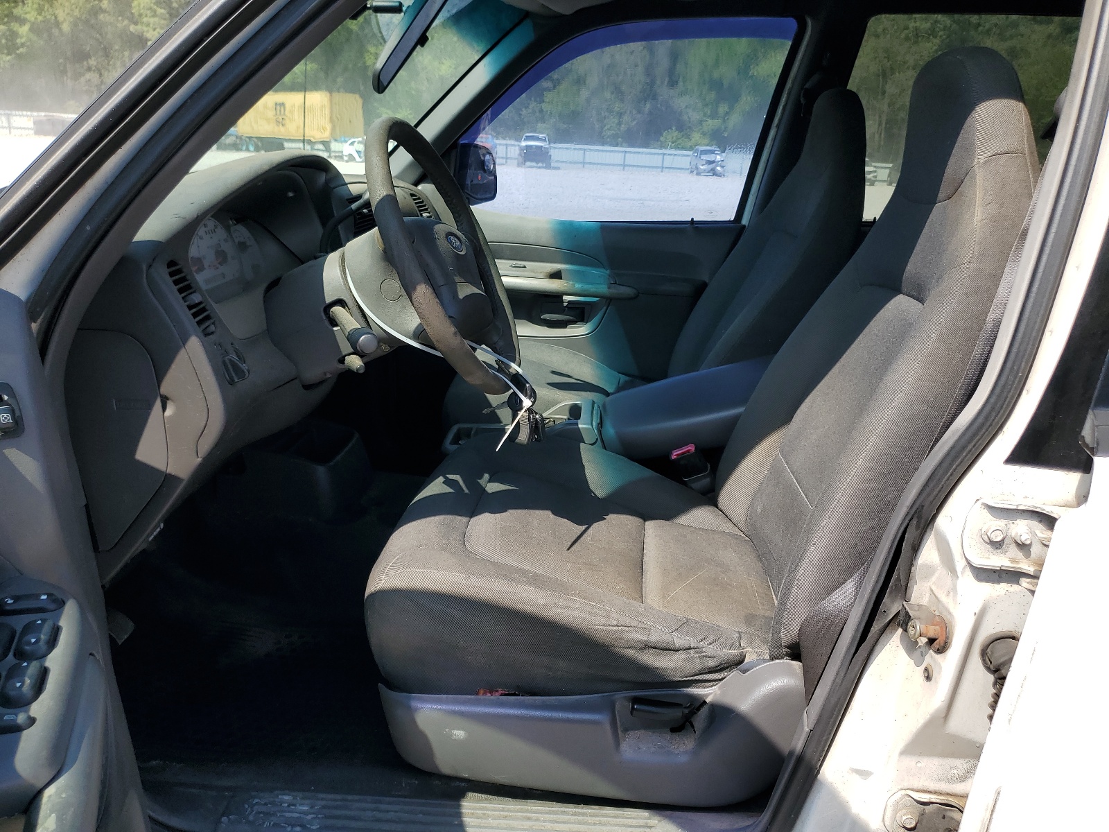 1FMZU67E71UC21200 2001 Ford Explorer Sport Trac