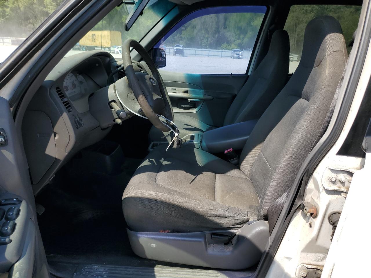 2001 Ford Explorer Sport Trac VIN: 1FMZU67E71UC21200 Lot: 46455604