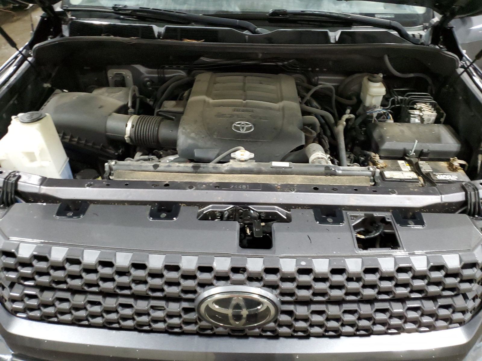 5TFDW5F13JX711973 2018 Toyota Tundra Crewmax Sr5