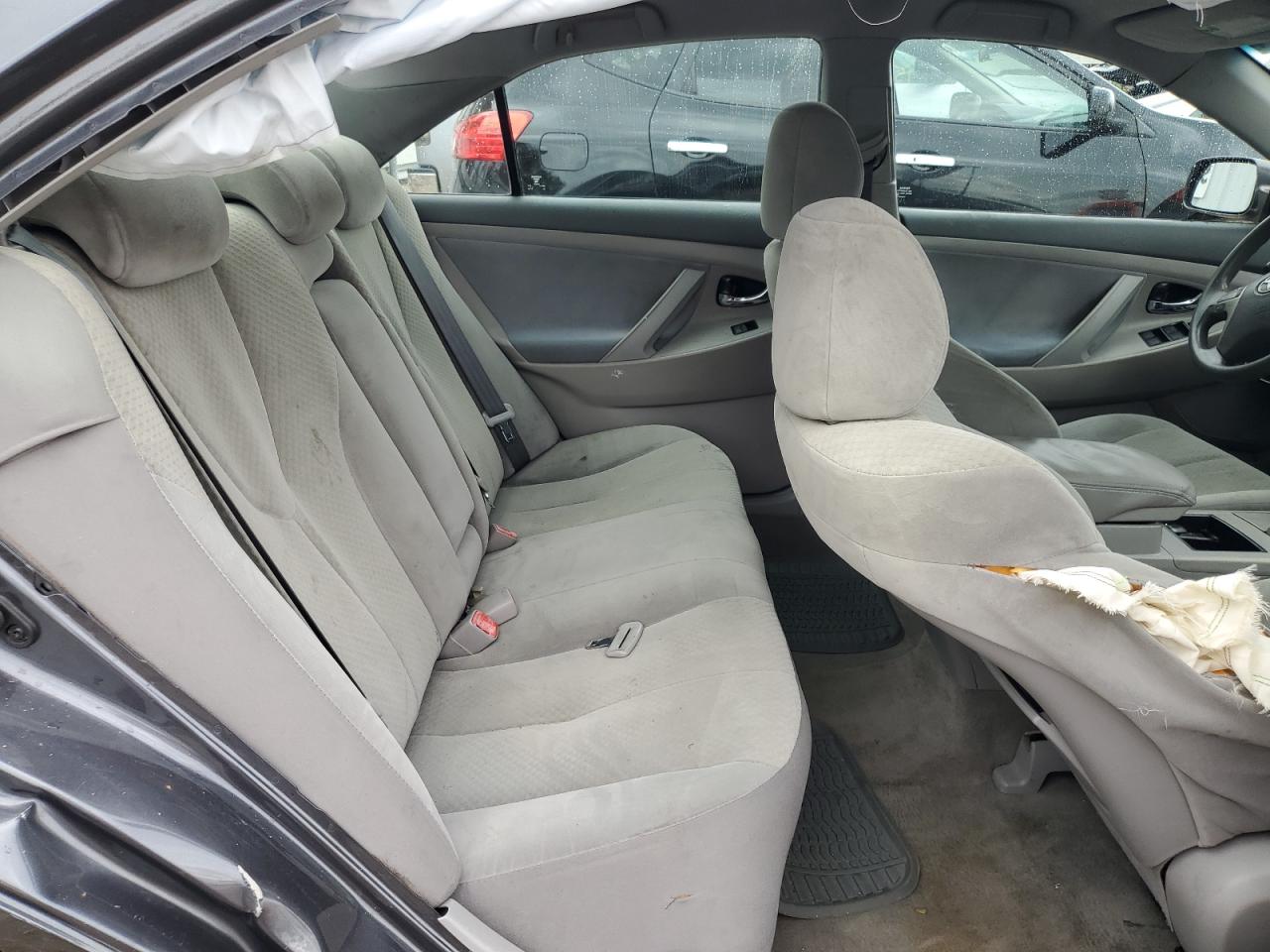 2008 Toyota Camry - Image 10