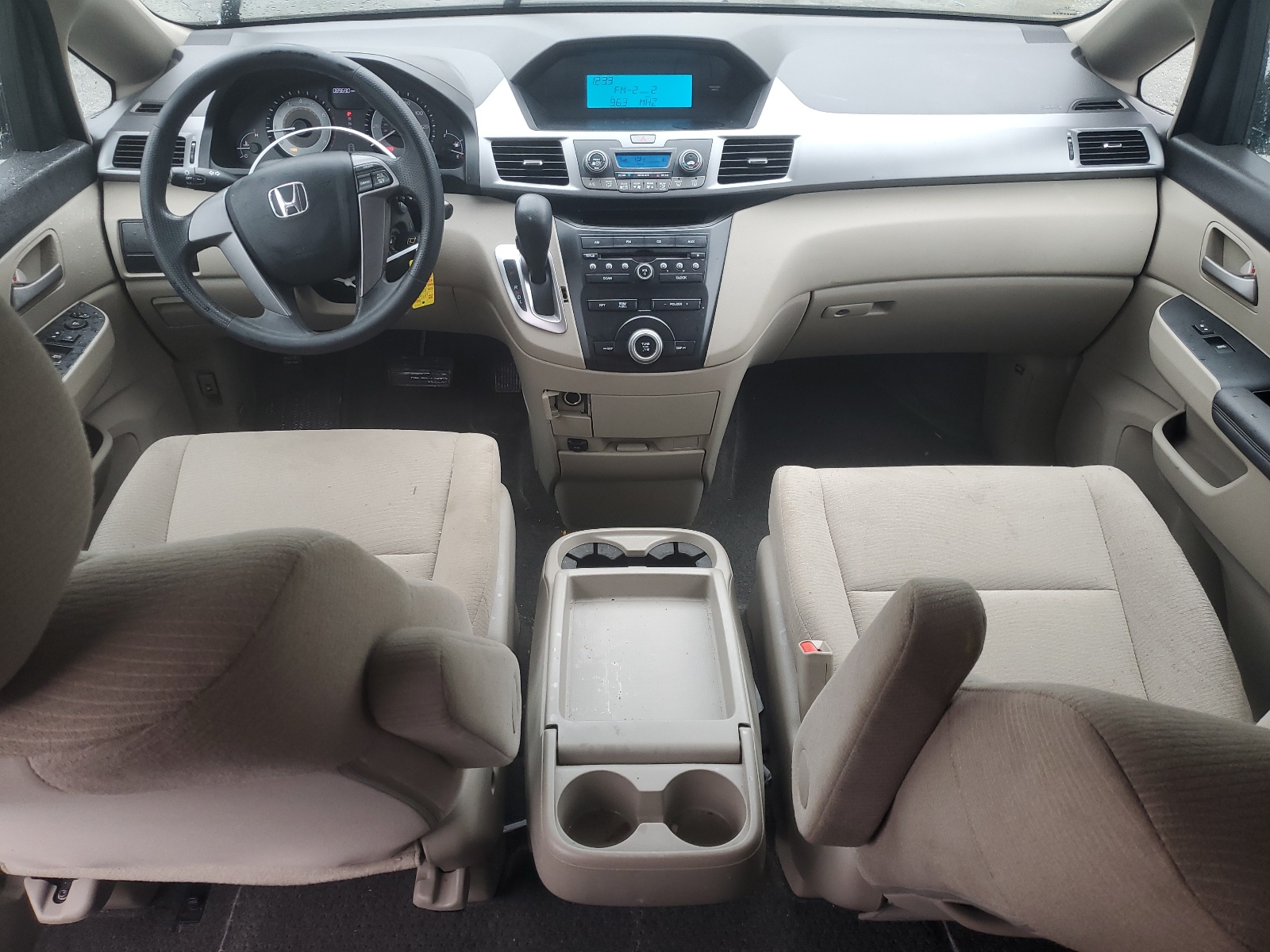 5FNRL5H28BB050134 2011 Honda Odyssey Lx