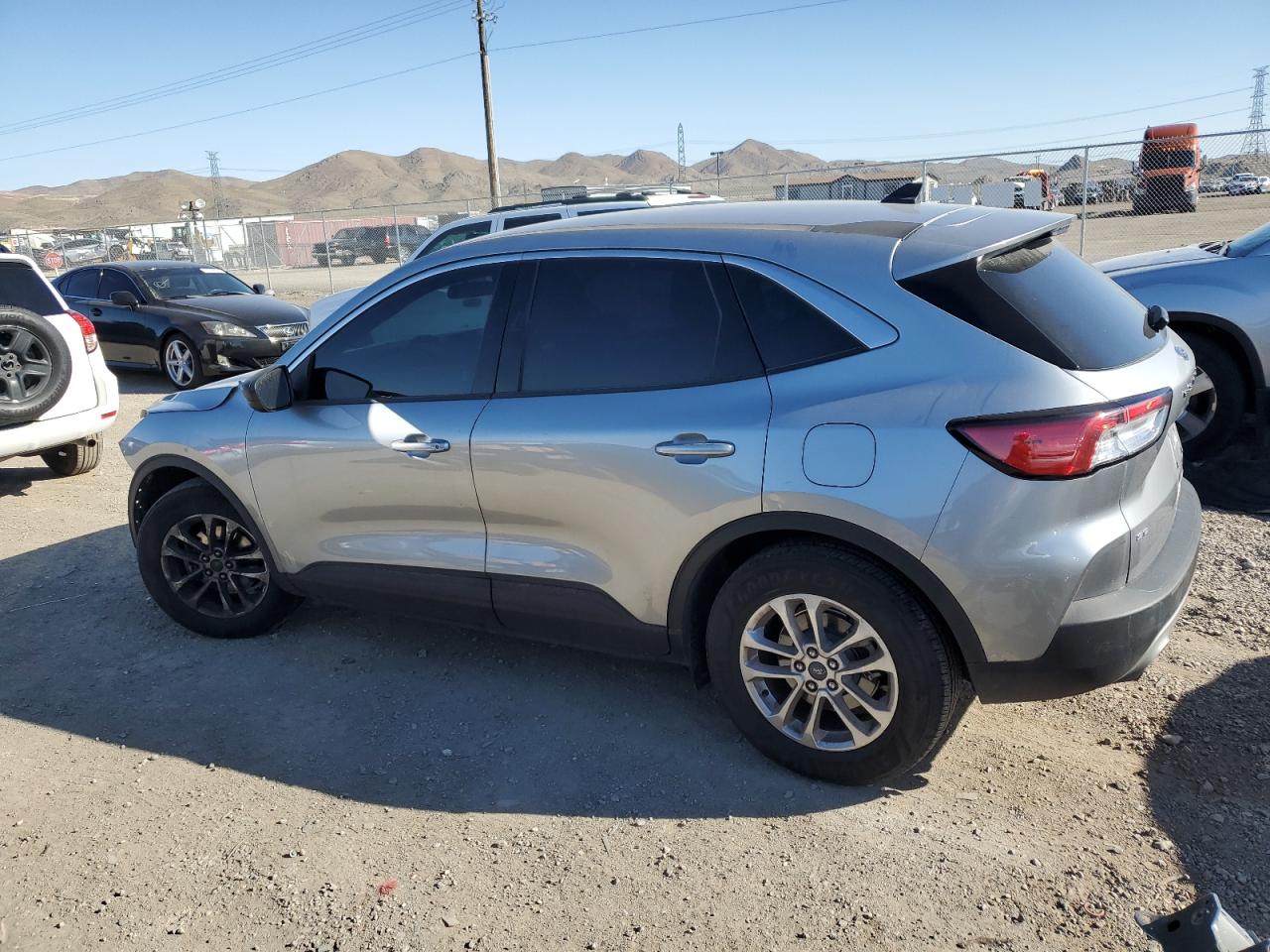 2022 Ford Escape Se VIN: 1FMCU0G65NUB00120 Lot: 47904124