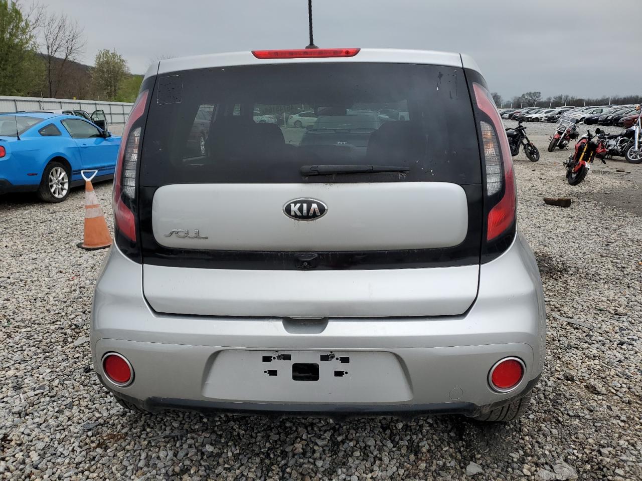 2018 Kia Soul + VIN: KNDJP3A59J7576822 Lot: 46745164
