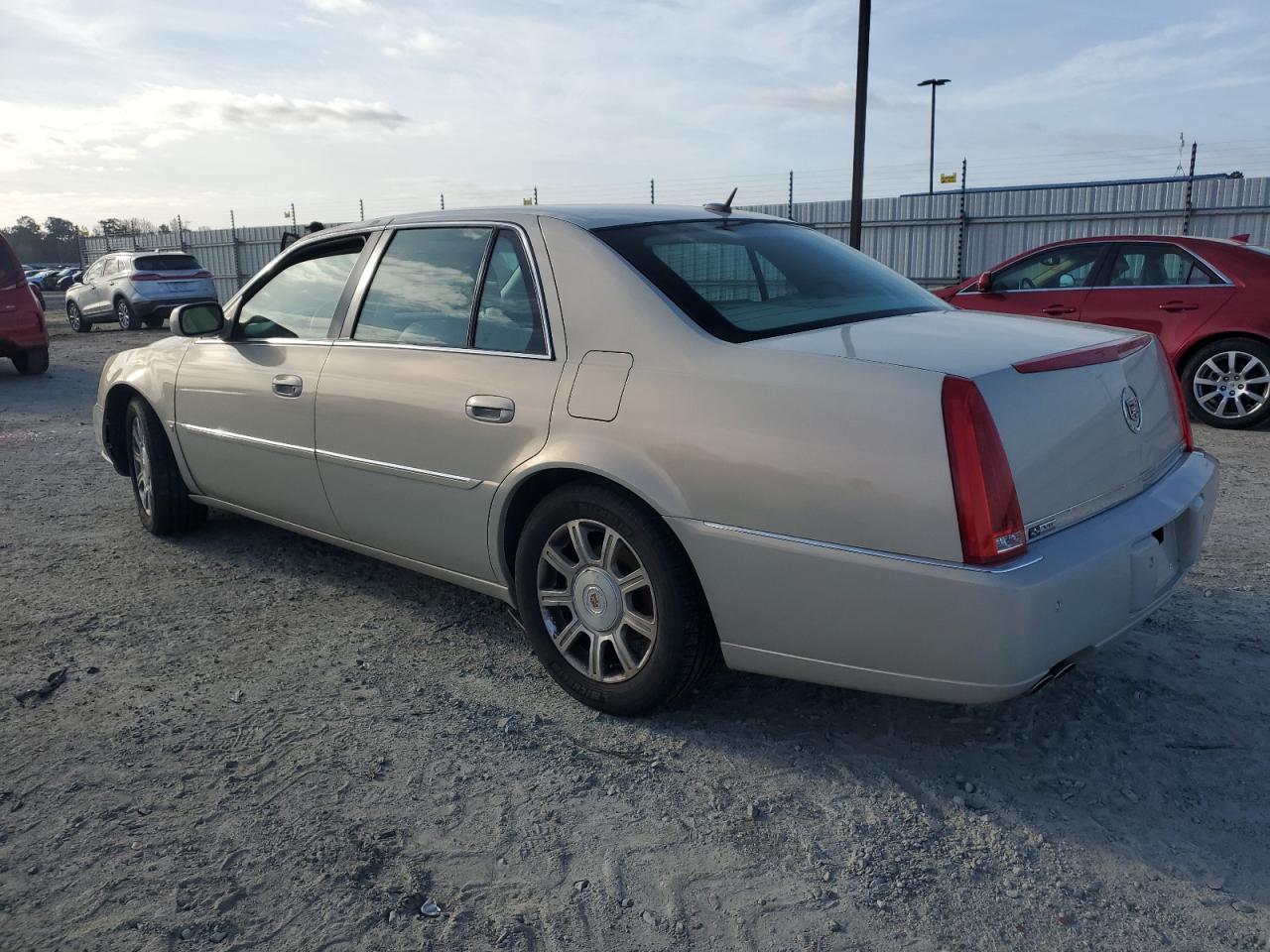 2008 Cadillac Dts VIN: 1G6KD57Y18U145769 Lot: 47854924