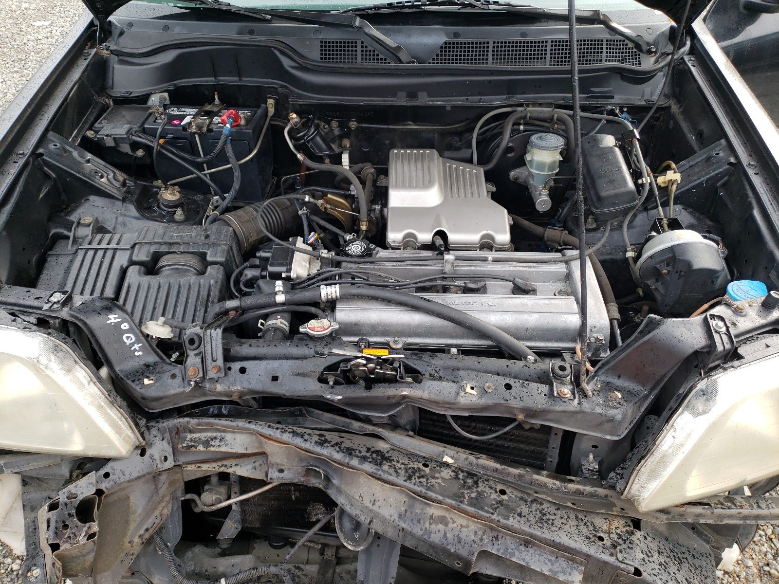 JHLRD2847YC004395 2000 Honda Cr-V Lx