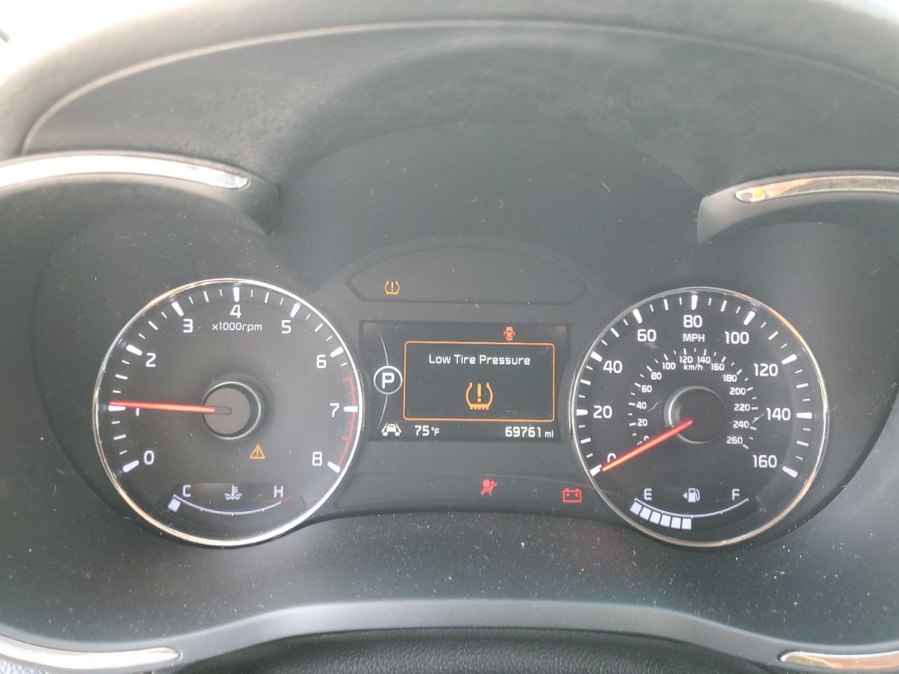 2017 Kia Forte Ex VIN: 3KPFN4A84HE005454 Lot: 46840084