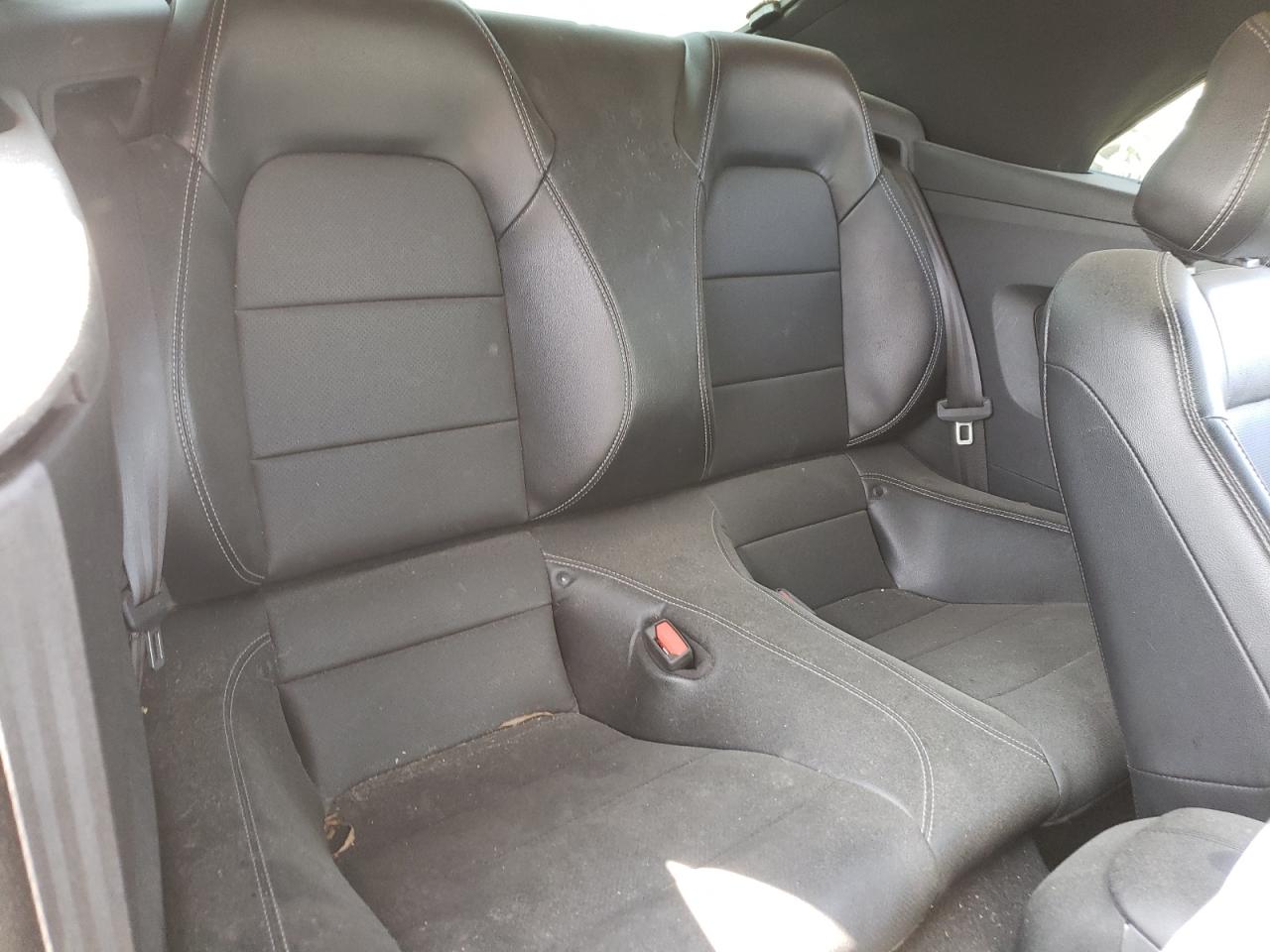 2021 Ford Mustang VIN: 1FATP8UD2M5148637 Lot: 45671024