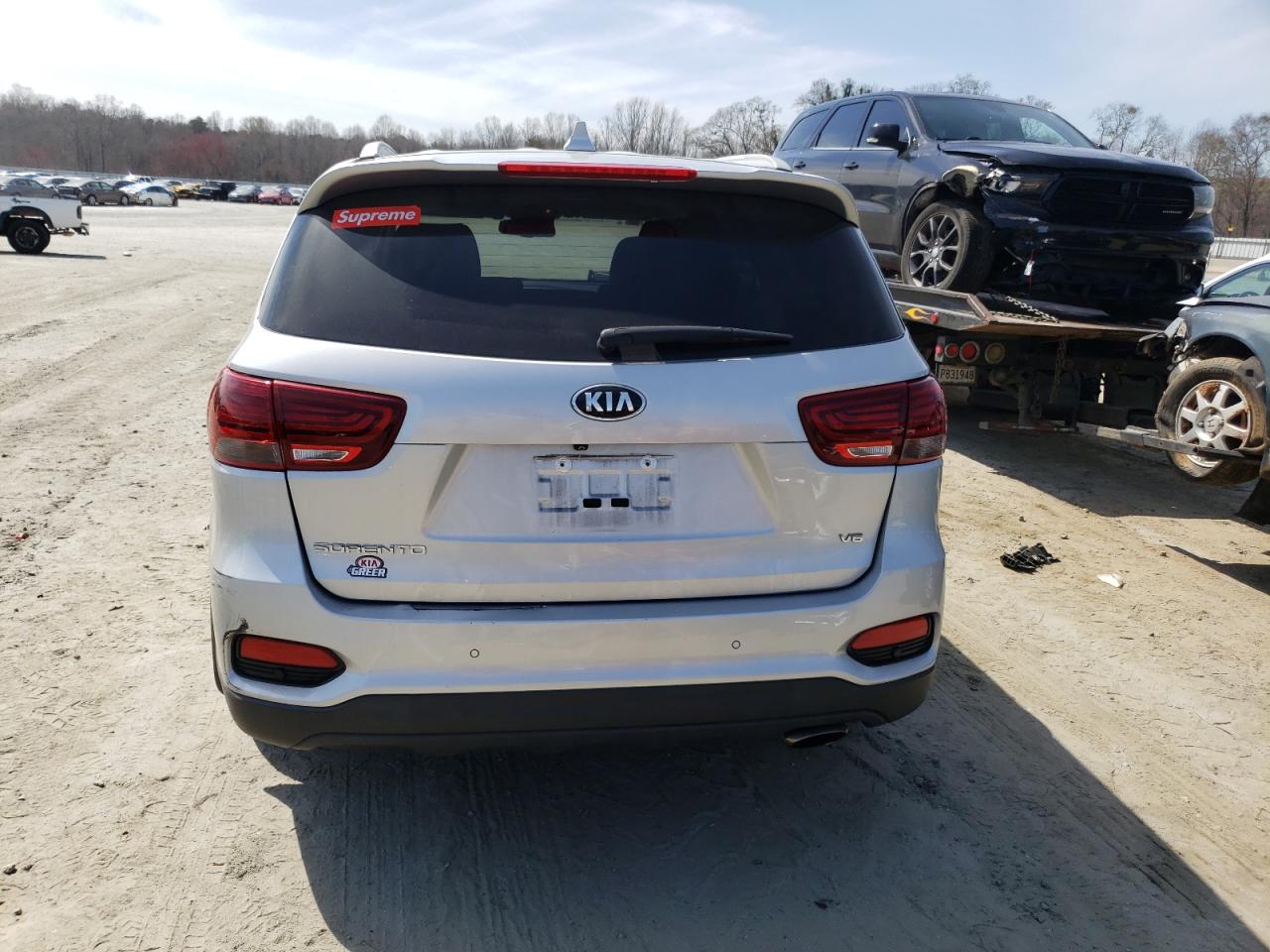 5XYPGDA55KG476740 2019 Kia Sorento Lx